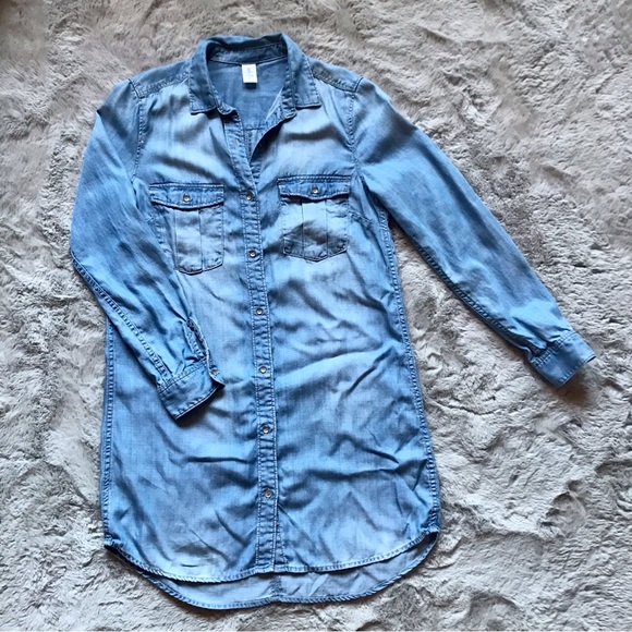 SOLD ✨ Denim coastal cowgirl look Lyocell button down western dress shirt - Picture 2 of 4